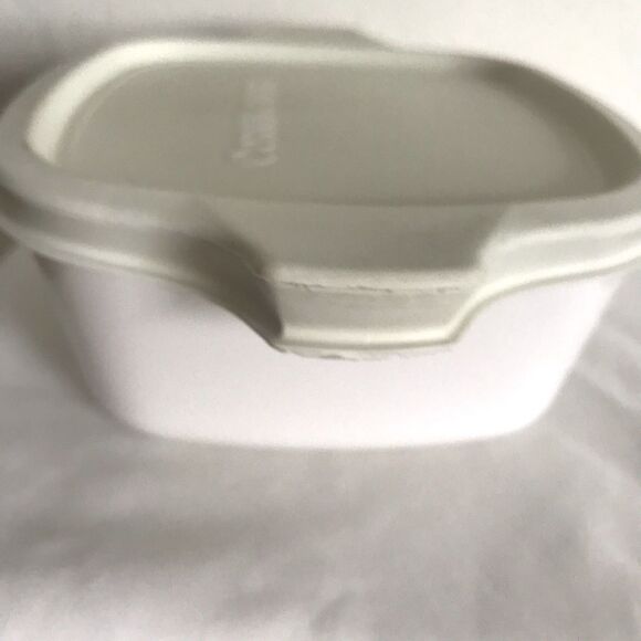 Corning Ware Vintage White P-43-B 700ml Petite Casserole w/ P-43-PC Sealing Lid - Picture 9 of 9